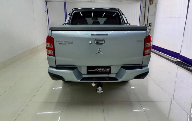 imagem-https://www.socarrao.com.br/sc-vehicle-images-prod/3105736/1789420549838-8362436_7_B_b9cac3d598.jpeg