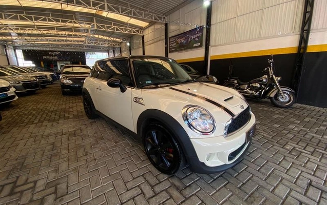 imagem-https://www.socarrao.com.br/sc-vehicle-images-prod/3105753/1788288462543-8362437_8_B_c05aff5514.jpeg