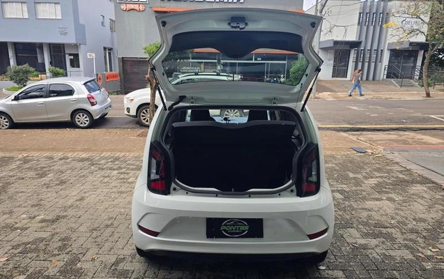 imagem-https://www.socarrao.com.br/sc-vehicle-images-prod/3105817/1786208910852-8361514_6_B_547e876b64.jpeg