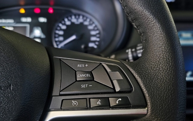 imagem-https://www.socarrao.com.br/sc-vehicle-images-prod/3105834/1789237936644-LkRtO4ttnGySqTMaZalSkt0EfWxXB40Q.jpg