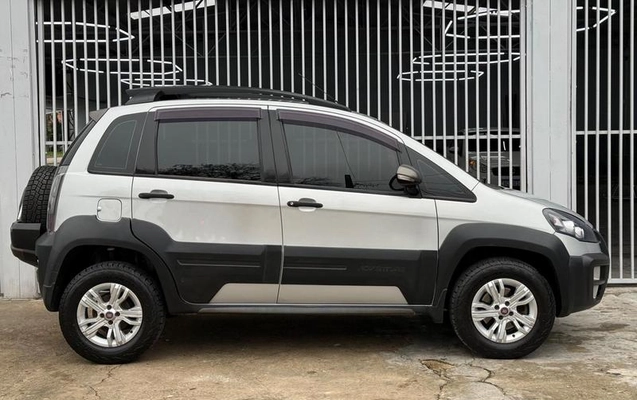 imagem-https://www.socarrao.com.br/sc-vehicle-images-prod/3105838/1789506544396-8351093_10_B_c12ccdb784.jpeg