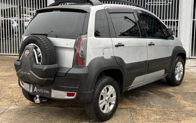 imagem-https://www.socarrao.com.br/sc-vehicle-images-prod/3105838/1789506544402-8351093_12_B_cf753d1882.jpeg