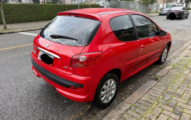 imagem-https://www.socarrao.com.br/sc-vehicle-images-prod/3105912/1786211286528-Ni5qcGVn.jpeg