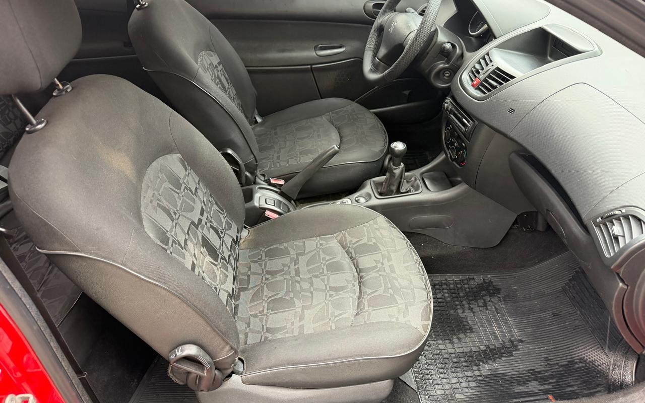 imagem-https://www.socarrao.com.br/sc-vehicle-images-prod/3105912/1786211286820-OS5qcGVn.jpeg