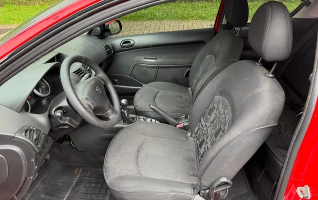 imagem-https://www.socarrao.com.br/sc-vehicle-images-prod/3105912/1786211287019-MTEuanBlZw.jpeg