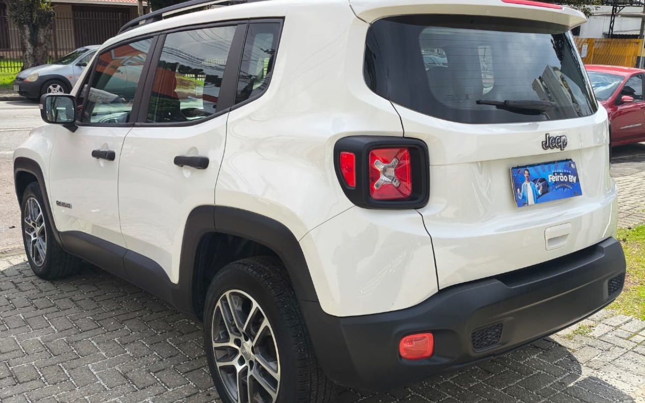 imagem-https://www.socarrao.com.br/sc-vehicle-images-prod/3105928/1786211978730-MzZmOWYxM2EtYzE2OS00Mzg5LTlhMmMtNWNjYmNmNGVjYmJhLmpwZw.jpg