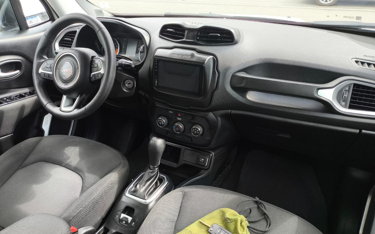 imagem-https://www.socarrao.com.br/sc-vehicle-images-prod/3105928/1786211979682-NDNkNzM0MzgtZGNiNi00M2Q2LThhZjAtNDhmZTU1NzZkNjA0LmpwZw.jpg