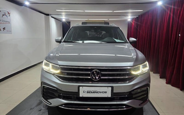 imagem-https://www.socarrao.com.br/sc-vehicle-images-prod/3106059/1788635553821-8362754_1_B_248a905f2c.jpeg