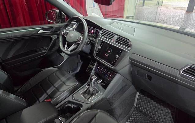 imagem-https://www.socarrao.com.br/sc-vehicle-images-prod/3106059/1788635553832-8362754_3_B_728626ed47.jpeg