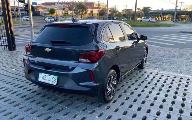 imagem-https://www.socarrao.com.br/sc-vehicle-images-prod/3106102/1787672405039-Ny5qcGVn.jpeg