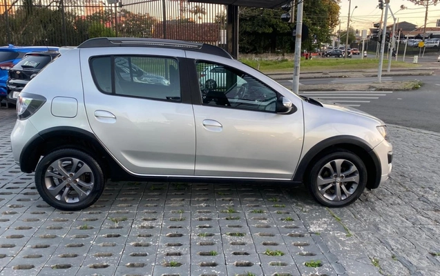 imagem-https://www.socarrao.com.br/sc-vehicle-images-prod/3106152/1788639465028-NS5qcGVn.jpeg