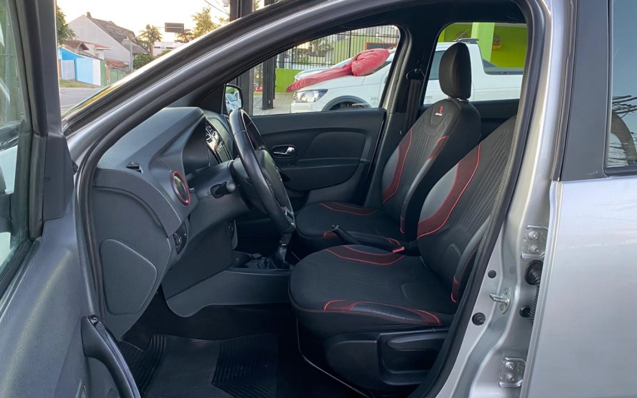 imagem-https://www.socarrao.com.br/sc-vehicle-images-prod/3106152/1788639465848-MTQuanBlZw.jpeg