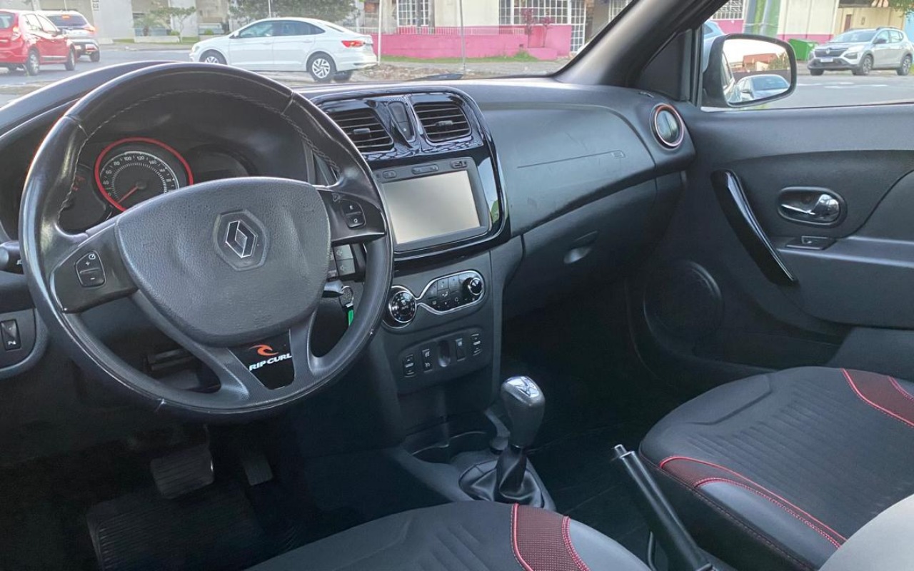 imagem-https://www.socarrao.com.br/sc-vehicle-images-prod/3106152/1788639465925-MTUuanBlZw.jpeg