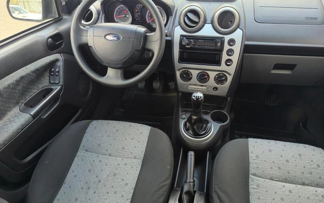 imagem-https://www.socarrao.com.br/sc-vehicle-images-prod/3106155/1789575112443-8362629_22_B_77c9187012.jpeg