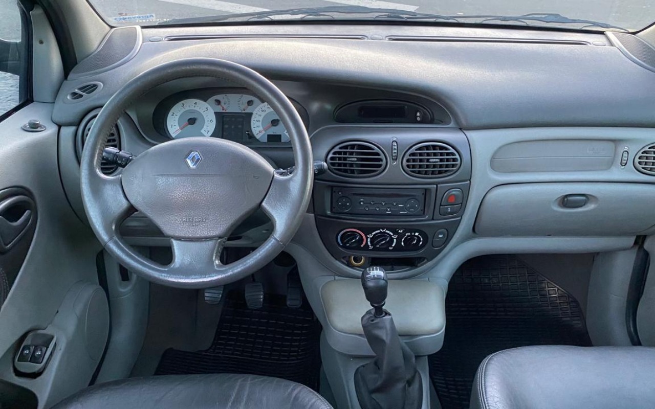 imagem-https://www.socarrao.com.br/sc-vehicle-images-prod/3106192/1787672138477-MTIuanBlZw.jpeg