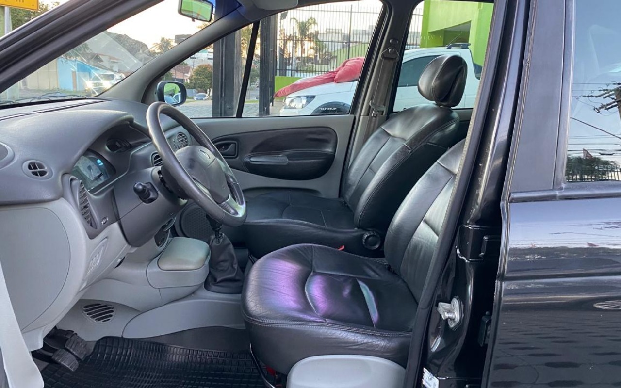 imagem-https://www.socarrao.com.br/sc-vehicle-images-prod/3106192/1787672138627-MTQuanBlZw.jpeg