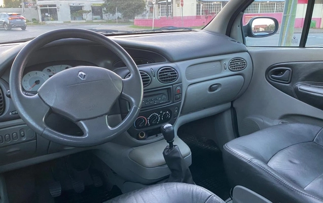imagem-https://www.socarrao.com.br/sc-vehicle-images-prod/3106208/1787672227243-MTUuanBlZw.jpeg
