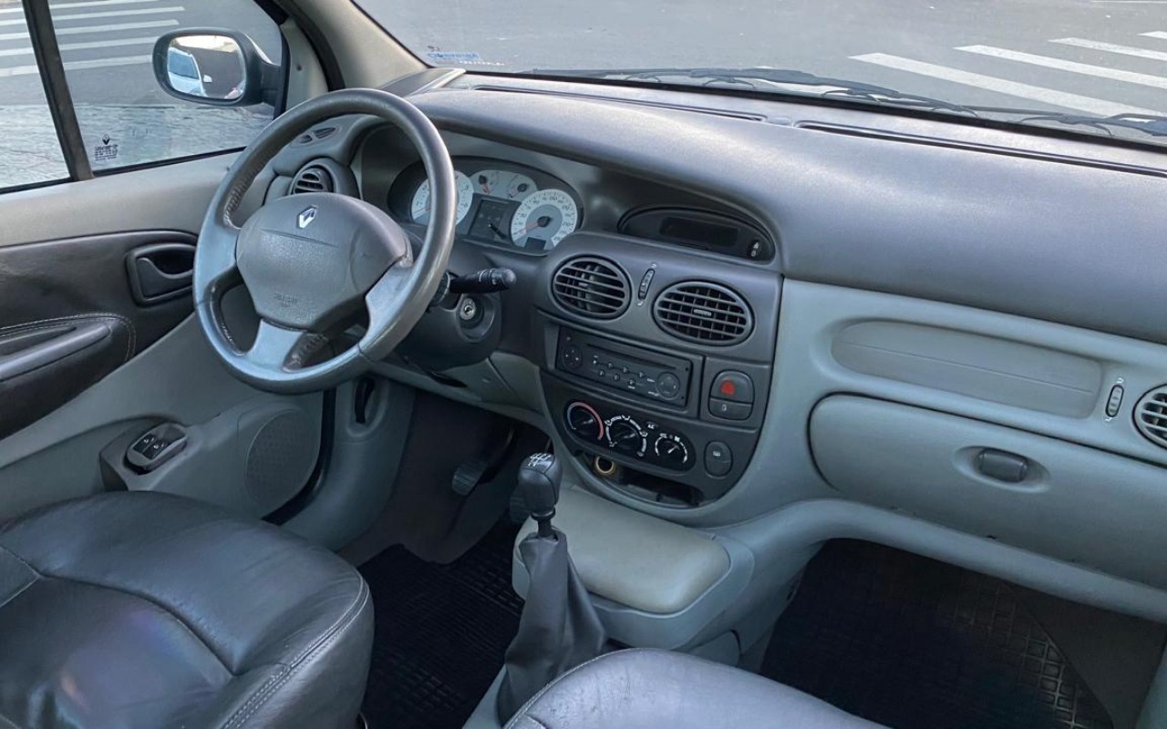 imagem-https://www.socarrao.com.br/sc-vehicle-images-prod/3106208/1787672227828-MjEuanBlZw.jpeg