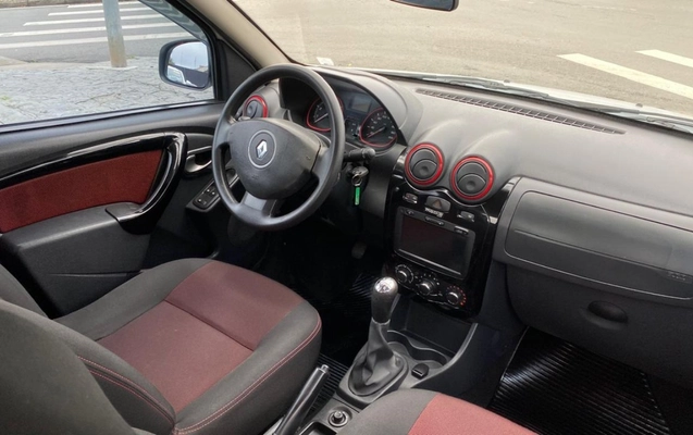 imagem-https://www.socarrao.com.br/sc-vehicle-images-prod/3106218/1786723144421-MjEuanBlZw.jpeg