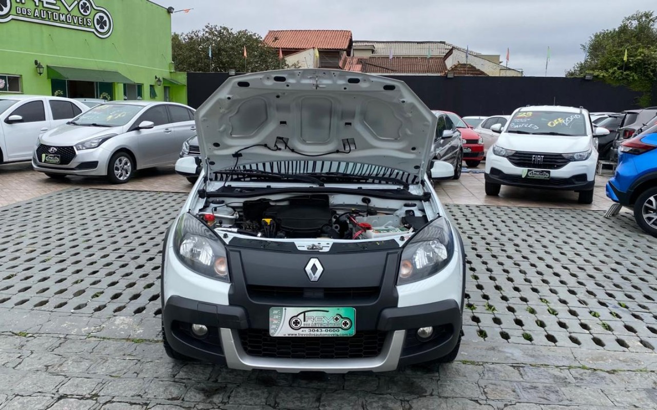imagem-https://www.socarrao.com.br/sc-vehicle-images-prod/3106227/1786723246372-MTAuanBlZw.jpeg