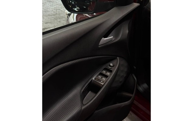 imagem-https://www.socarrao.com.br/sc-vehicle-images-prod/3106423/1786222155288-7_054838.jpg