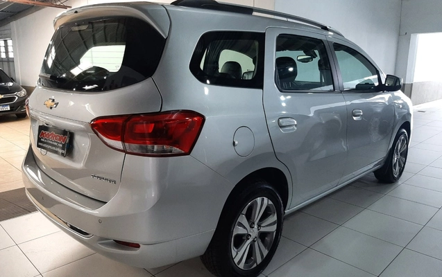 imagem-https://www.socarrao.com.br/sc-vehicle-images-prod/3106502/1786224693927-MTMuanBlZw.jpeg