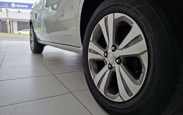 imagem-https://www.socarrao.com.br/sc-vehicle-images-prod/3106502/1786224694393-MTkuanBlZw.jpeg