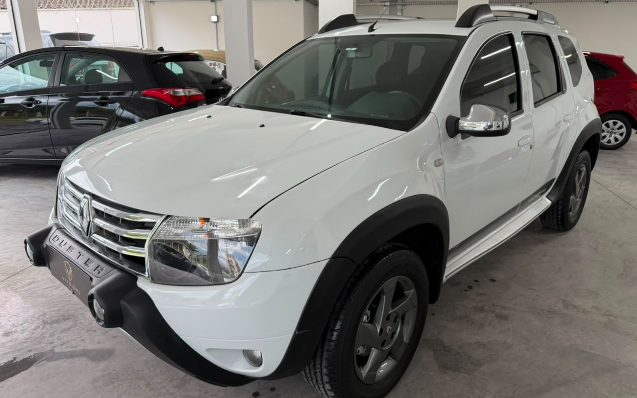imagem-https://www.socarrao.com.br/sc-vehicle-images-prod/3106667/1786233275733-YWNkNThlZTYtYmQ0NC00NWFkLWI4YTctZmE0NDI2YTE3NWE0LmpwZw.jpg