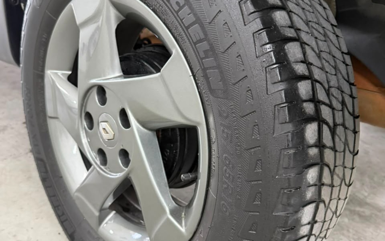 imagem-https://www.socarrao.com.br/sc-vehicle-images-prod/3106667/1786233276051-ZjBhY2ExMTYtM2FmMC00ZmExLTg0MzctMzEzZTc4ODg1N2ViLmpwZw.jpg