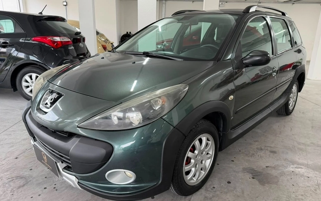 imagem-https://www.socarrao.com.br/sc-vehicle-images-prod/3106688/1786234170507-ZTQ2ZDE1YTktYjNmZC00ZTIyLWJkNTUtOGVjZDVmMWI1NGRmLmpwZw.jpg