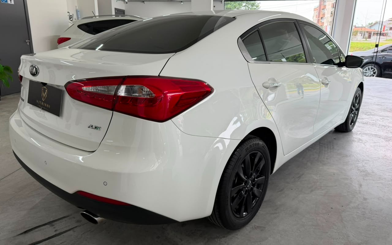 imagem-https://www.socarrao.com.br/sc-vehicle-images-prod/3106693/1786234337000-NjliOTBhOTgtYWYyMy00OWZhLWIwMGUtNGU3MDFiOWYwNmM5LmpwZw.jpg