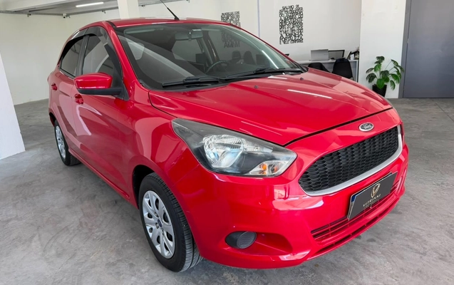 imagem-https://www.socarrao.com.br/sc-vehicle-images-prod/3106721/1786235097976-YWY3YjIwNGUtMzYyMi00MzlmLTljOTEtMDE2OTE1OTZjZmY4LmpwZw.jpg