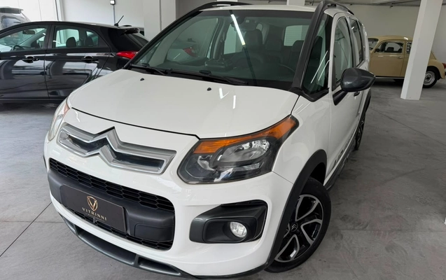 imagem-https://www.socarrao.com.br/sc-vehicle-images-prod/3106825/1786240665788-NDBhMTc0NTYtMGM2MC00MjNjLTgwYTctMzg5NzhmYTM1NjU3LmpwZw.jpg