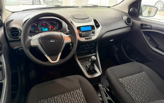 imagem-https://www.socarrao.com.br/sc-vehicle-images-prod/3106834/1786241015210-MDQwYTJiNjgtOTRkMC00OTQ2LThlOGUtY2JjMjk3ODAwMDljLmpwZw.jpg