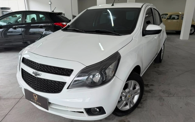 imagem-https://www.socarrao.com.br/sc-vehicle-images-prod/3106845/1786241477318-ZTg3MDRkMzctZTNlNC00Mzg0LTgyYTItMjhjZTQ3Yjk0NjBlLmpwZw.jpg