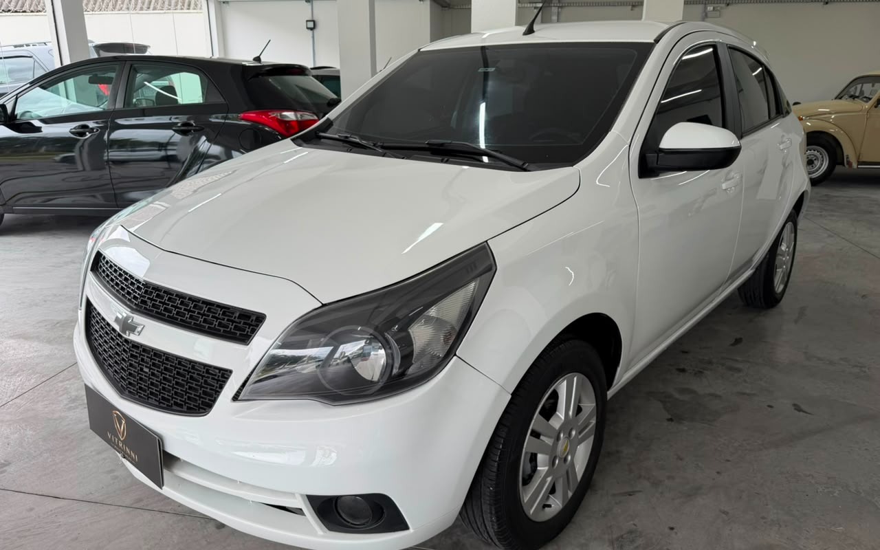 imagem-https://www.socarrao.com.br/sc-vehicle-images-prod/3106845/1786241477506-N2FiZDBhMjgtZGM1OC00YTVlLTkzYTktZGU1MzdiNDEwNzE4LmpwZw.jpg