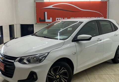 Chevrolet Onix 2024 Branco — foto 1 de 3
