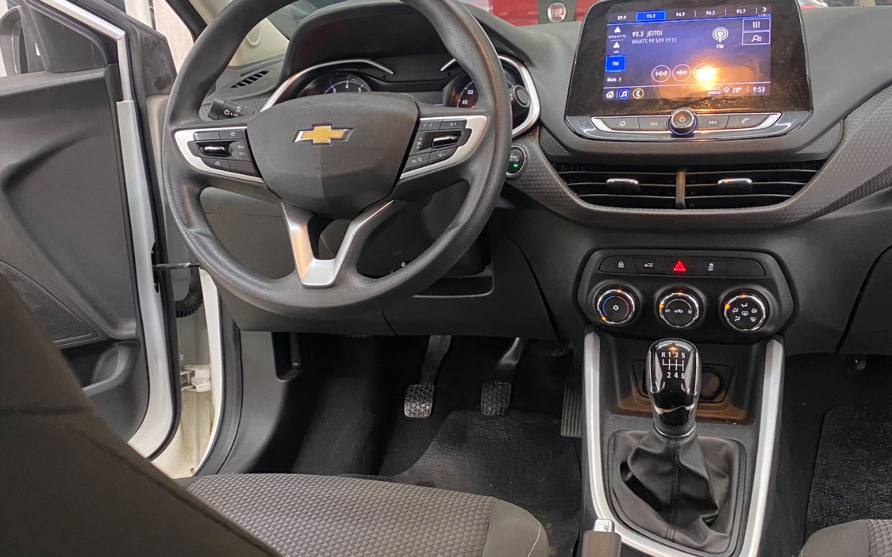 imagem-https://www.socarrao.com.br/sc-vehicle-images-prod/3114511/1786273452990-SU1HXzAyMTYuanBlZw.jpeg