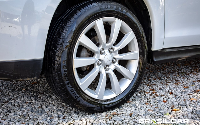 imagem-https://www.socarrao.com.br/sc-vehicle-images-prod/3114592/1786282179316-003_43da1e14ef51300bca4212f944f47b2d.jpg
