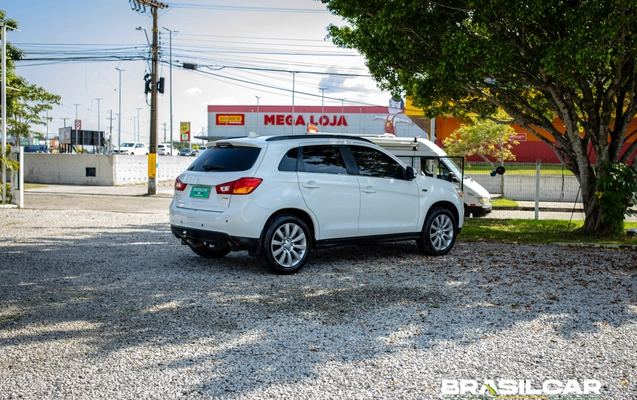 imagem-https://www.socarrao.com.br/sc-vehicle-images-prod/3114592/1786282179319-003_24ded95533667a3374cb69956ed3e62e.jpg