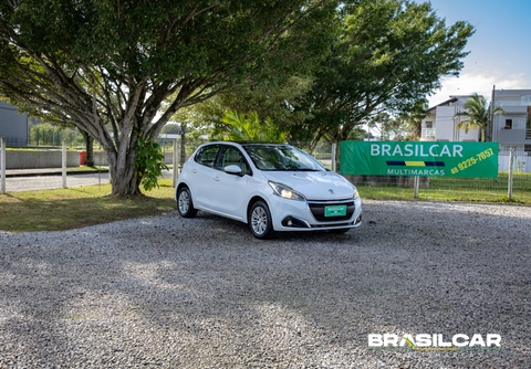 Peugeot 208 2017 Branco — foto 1 de 3