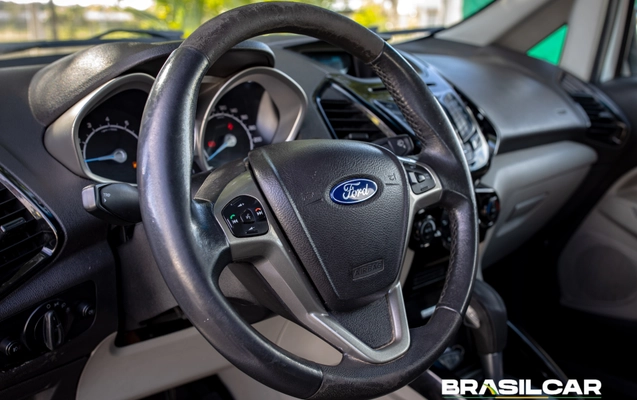 imagem-https://www.socarrao.com.br/sc-vehicle-images-prod/3114703/1786307185277-003_c7a39123942ff27b34b0615f80fb7585.jpg