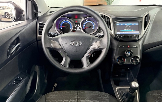 imagem-https://www.socarrao.com.br/sc-vehicle-images-prod/3114705/1789501802265-gb-49d233d.jpeg