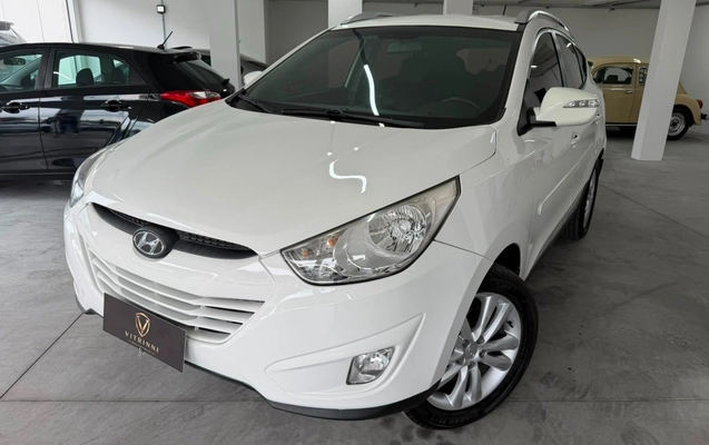 imagem-https://www.socarrao.com.br/sc-vehicle-images-prod/3123398/1786365358757-YzdiZTBjZDUtYmQ0MC00N2MzLTg2ZDktZTNhMjk1MDljOGM1LmpwZw.jpg
