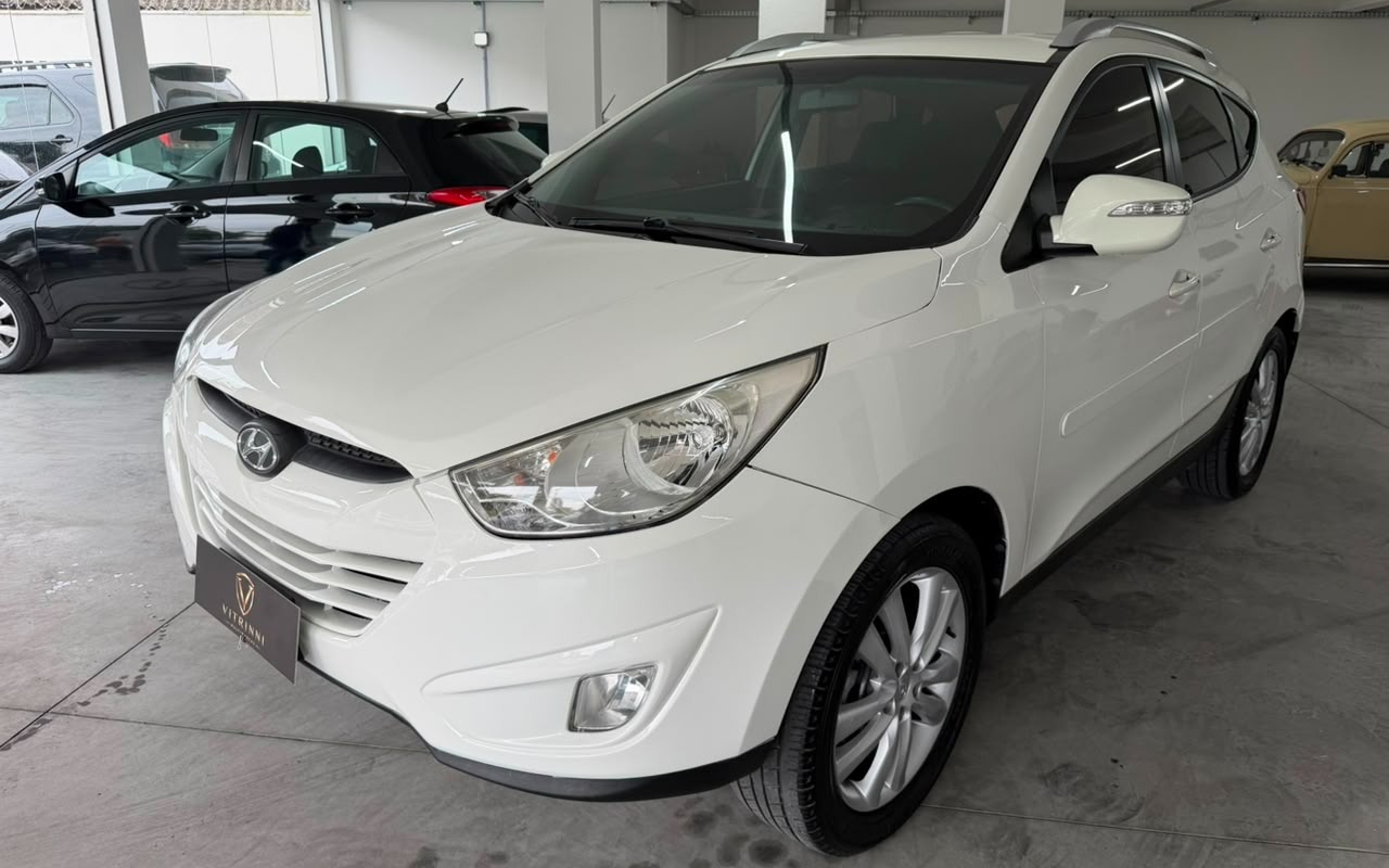 imagem-https://www.socarrao.com.br/sc-vehicle-images-prod/3123398/1786365358954-ODk0YjJmODItMWVhYS00ZDc4LTg2NWQtMjgzYzc3MTRmNWQwLmpwZw.jpg