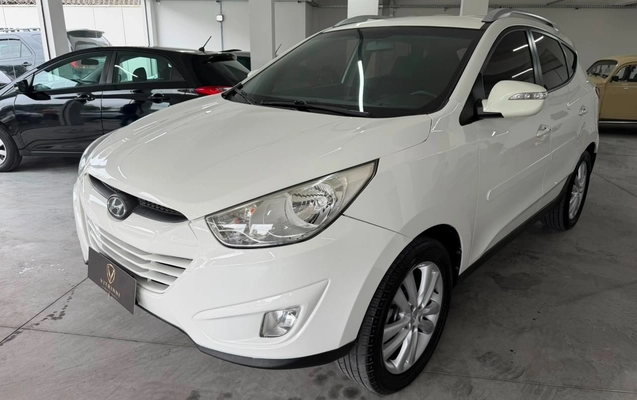 imagem-https://www.socarrao.com.br/sc-vehicle-images-prod/3123398/1786365358954-ODk0YjJmODItMWVhYS00ZDc4LTg2NWQtMjgzYzc3MTRmNWQwLmpwZw.jpg