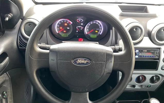 imagem-https://www.socarrao.com.br/sc-vehicle-images-prod/3123467/1789479913485-8197902_10_B_9fc88fa41a.jpeg
