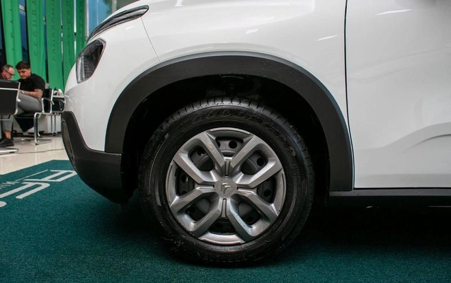 imagem-https://www.socarrao.com.br/sc-vehicle-images-prod/3123491/1787403263924-8363401_9_B_f96d0a3b31.jpeg