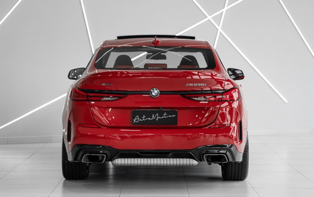imagem-https://www.socarrao.com.br/sc-vehicle-images-prod/3123634/1789130723359-11fcffbe-5673-4102-b7d4-f1c8eeef3e89.jpg