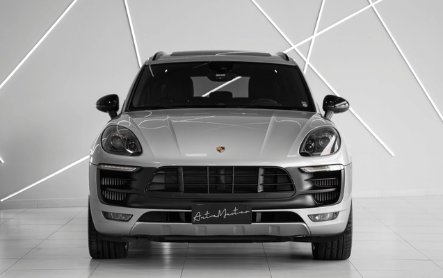 imagem-https://www.socarrao.com.br/sc-vehicle-images-prod/3123673/1789751022756-c2362287-87c7-47e7-84c9-a6b0f0f27a91.jpg